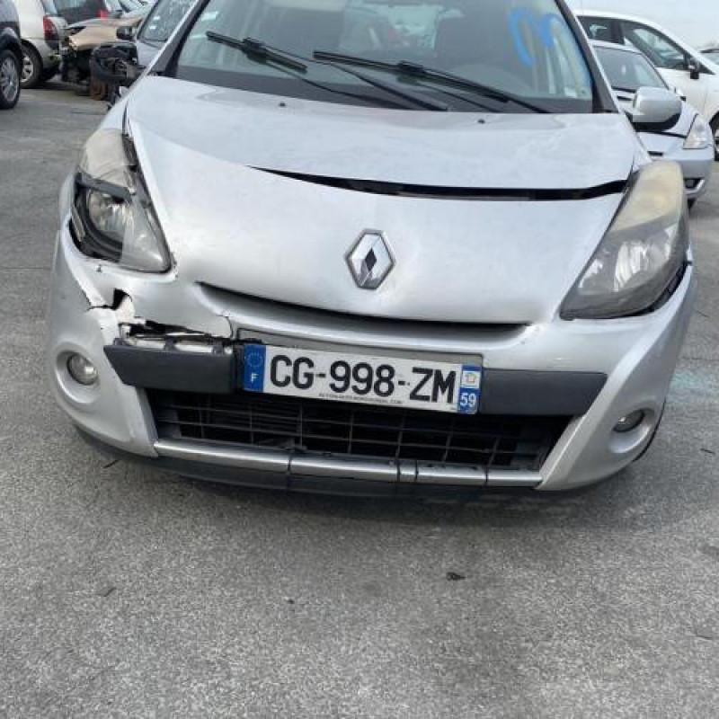 Feu arriere principal gauche (feux) RENAULT CLIO 3 Photo n°6