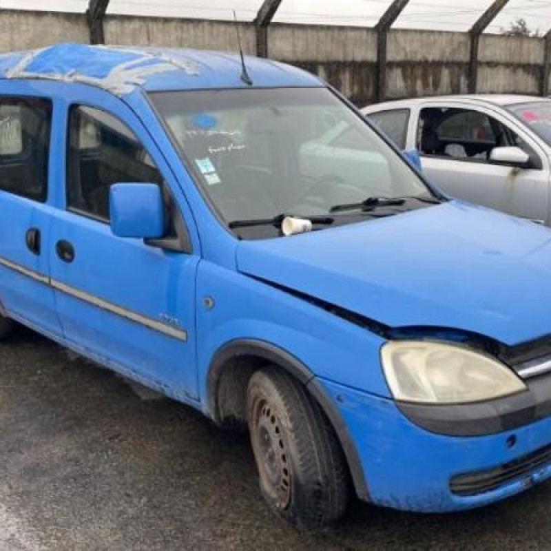 Feu arriere principal gauche (feux) OPEL COMBO C Photo n°5