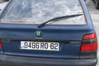 Feu arriere principal gauche (feux) SKODA FELICIA