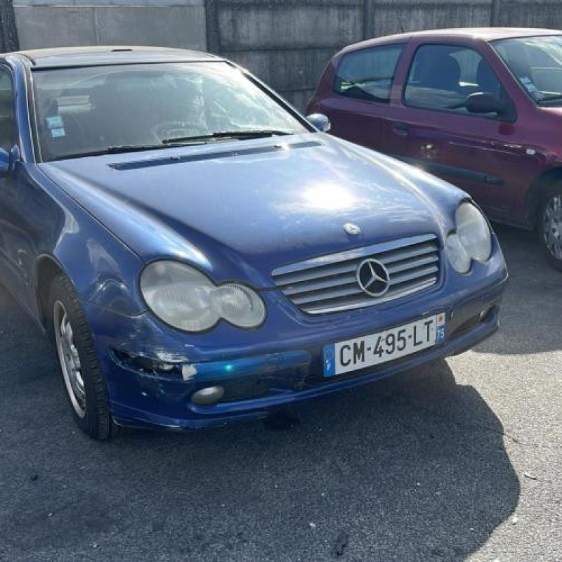 Feu arriere principal droit (feux) MERCEDES CLASSE C 203 COUPE SPORT Photo n°5