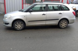 Feu arriere principal droit (feux) SKODA FABIA 2