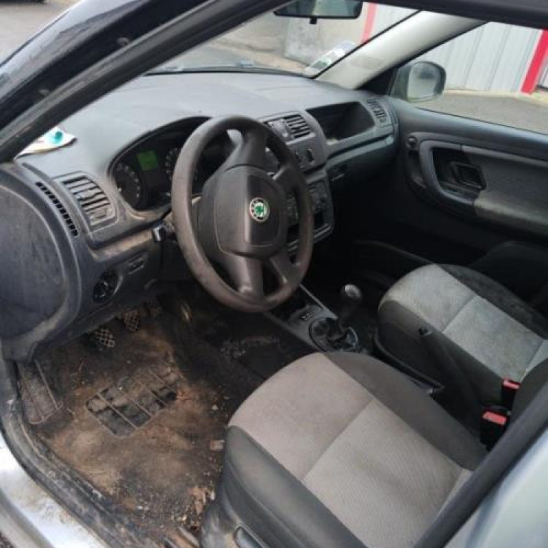 Feu arriere principal droit (feux) SKODA FABIA 2 Photo n°11