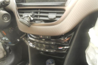 Feu arriere secondaire droit (feux) PEUGEOT 2008 1