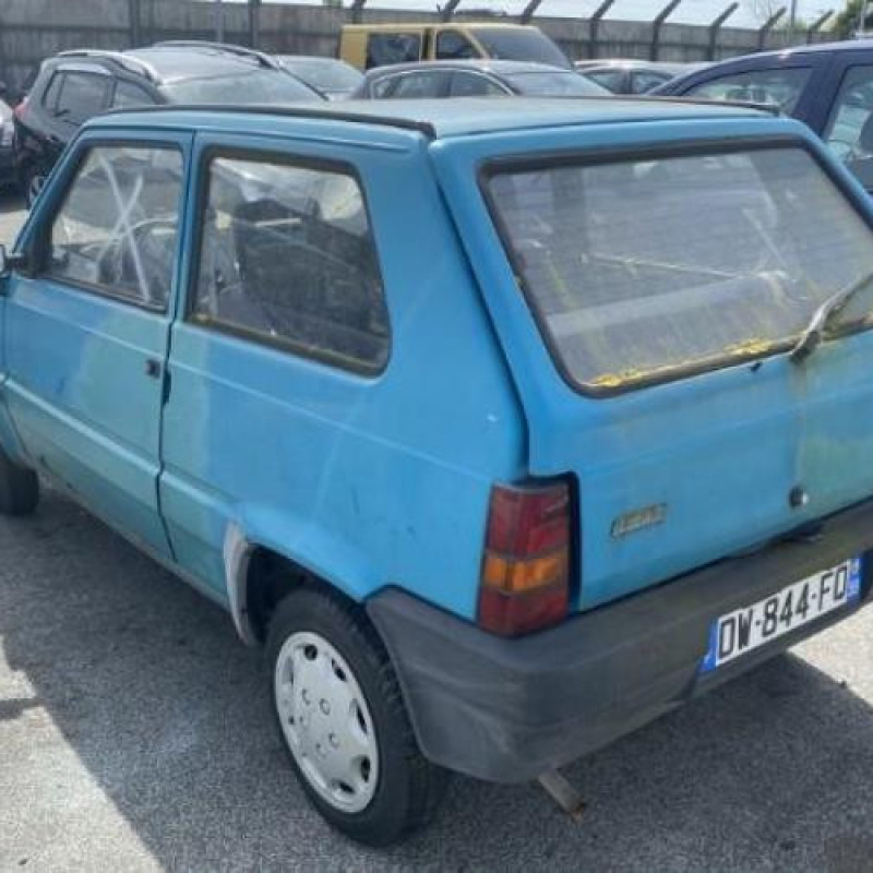 Vitre avant gauche FIAT PANDA 1 Photo n°9