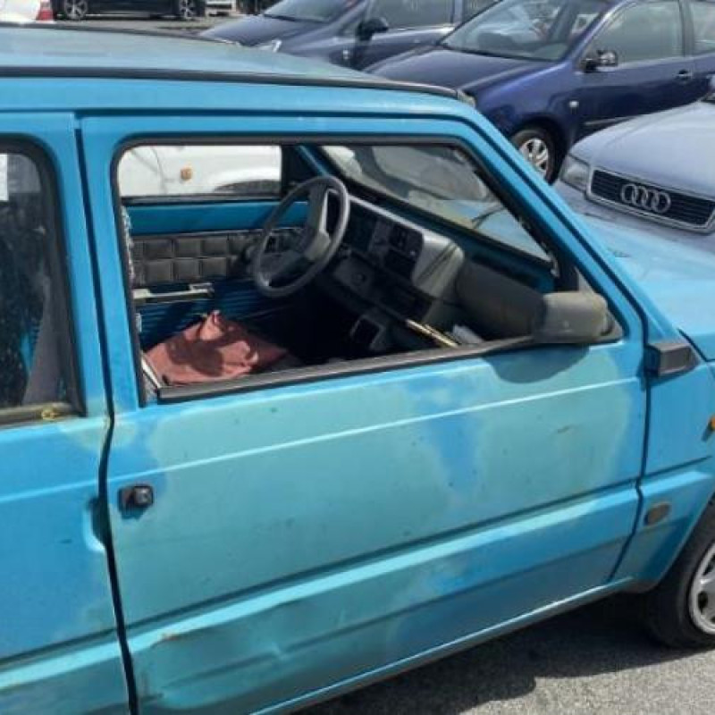 Vitre avant gauche FIAT PANDA 1 Photo n°18