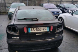 Vitre avant droit RENAULT MEGANE 1