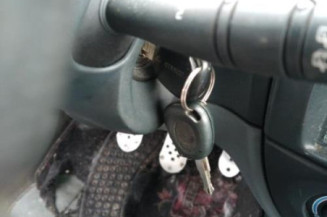 Vitre avant droit RENAULT MEGANE 1
