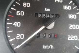 Vitre avant droit RENAULT MEGANE 1
