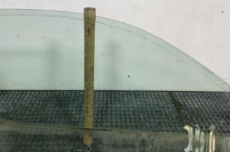 Vitre avant gauche RENAULT MEGANE 1