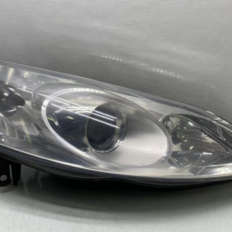 Optique avant principal droit (feux)(phare) PEUGEOT 407 Photo n°1