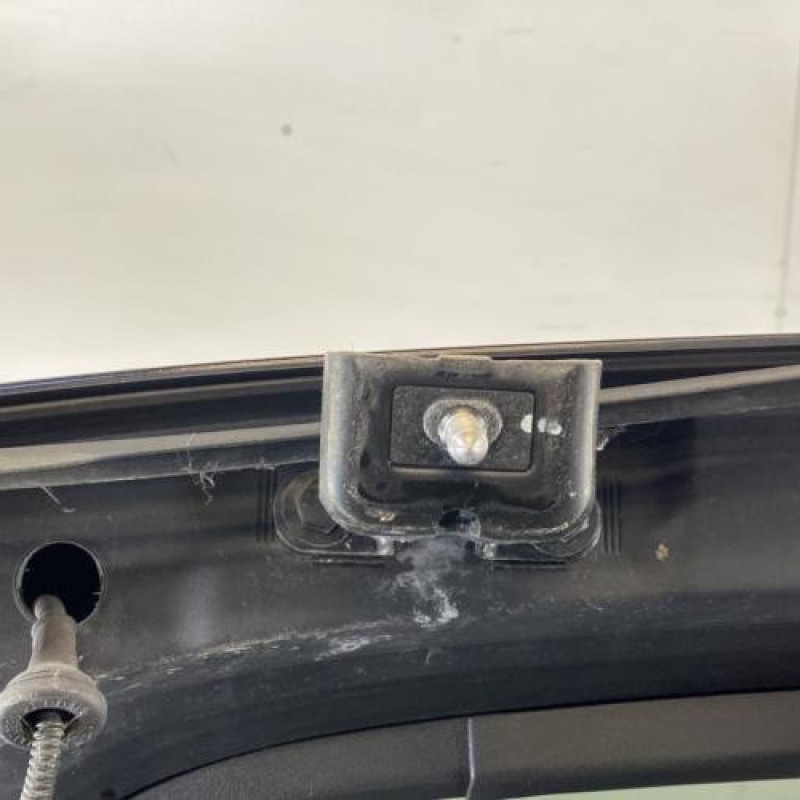 Malle/Hayon arriere CITROEN C4 PICASSO 2 Photo n°6