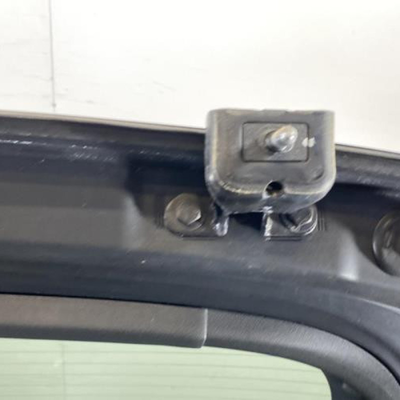 Malle/Hayon arriere CITROEN C4 PICASSO 2 Photo n°7