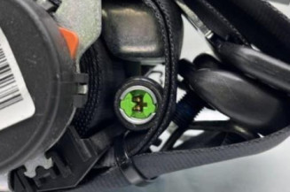 Pretensionneur de ceinture avant droit FORD FOCUS 3