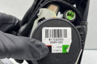 Pretensionneur de ceinture avant droit FORD FOCUS 3