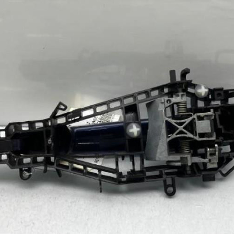 Poignee porte avant droit BMW SERIE 1 F20 Photo n°3