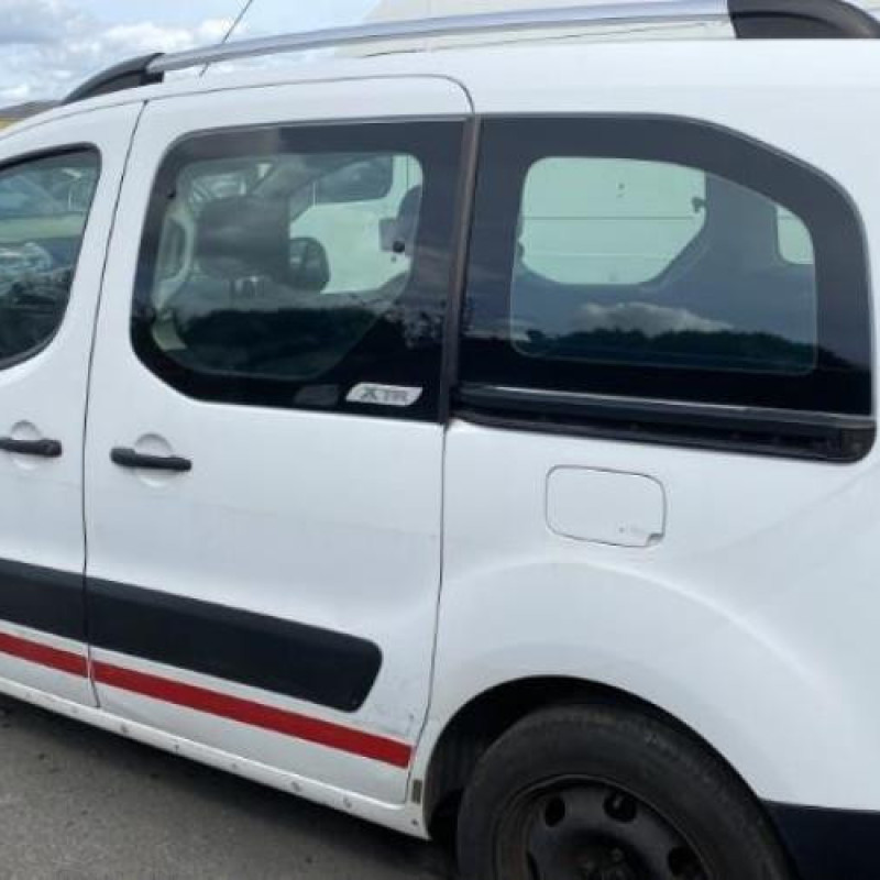 Pretensionneur de ceinture avant droit CITROEN BERLINGO 2 Photo n°11