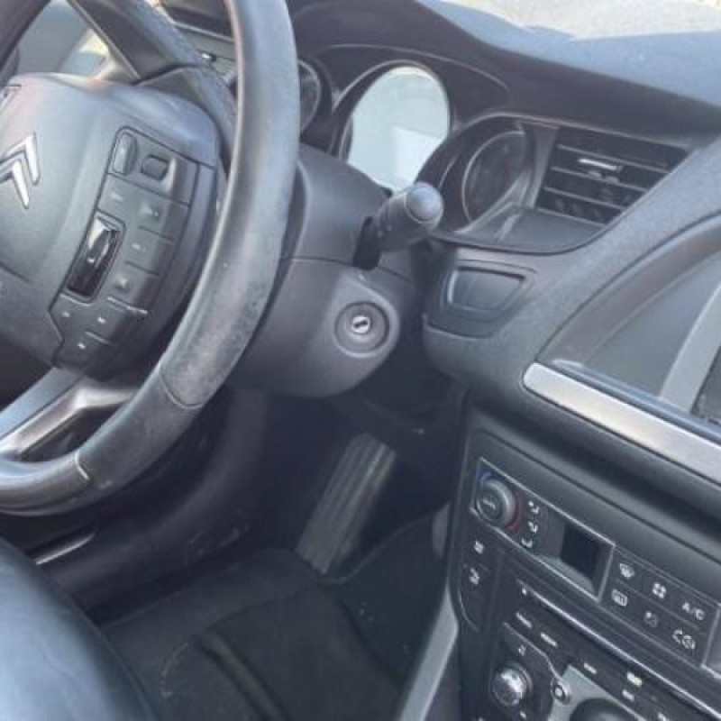 Pretensionneur de ceinture avant droit CITROEN C5 2 Photo n°20