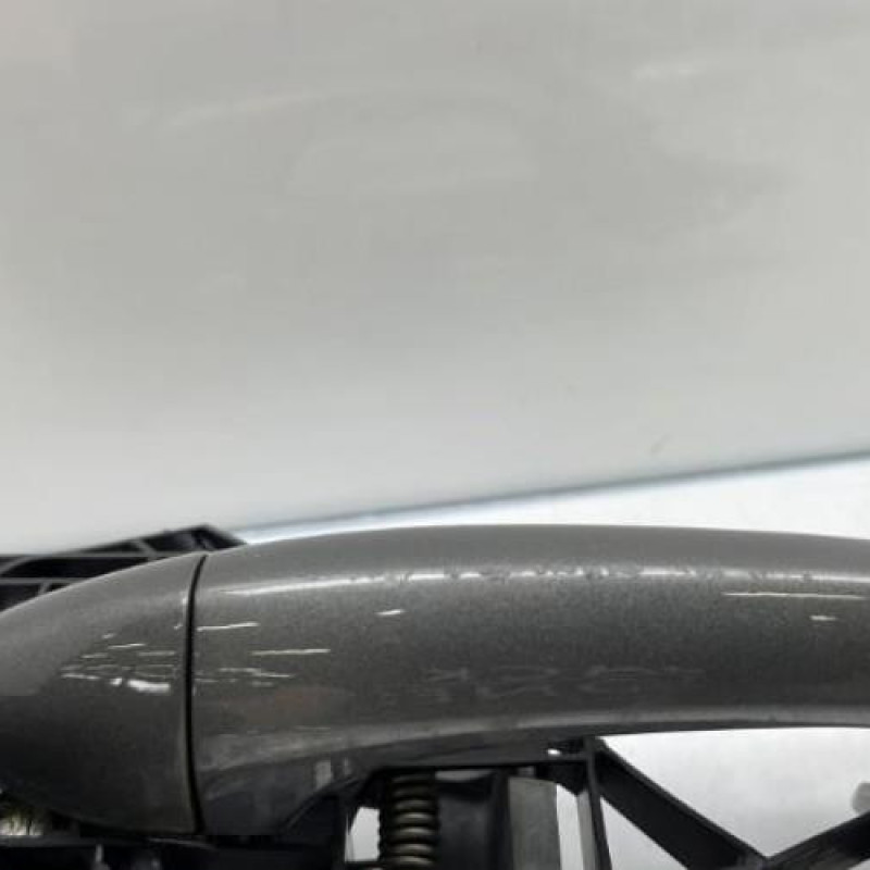 Poignee porte avant droit OPEL INSIGNIA 2 SPORTS Photo n°2