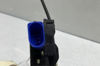 Serrure avant droit SKODA FABIA 1