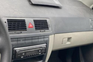 Serrure avant droit SKODA FABIA 1