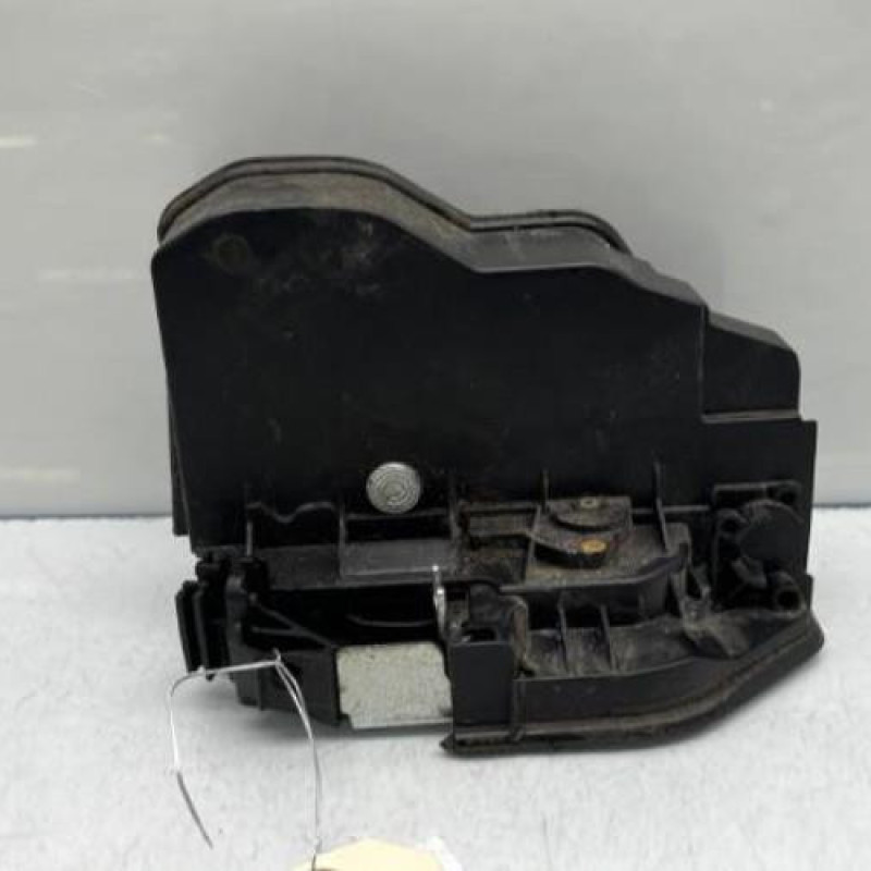 Serrure arriere gauche BMW SERIE 1 F20 Photo n°1