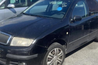 Serrure avant droit SKODA FABIA 1