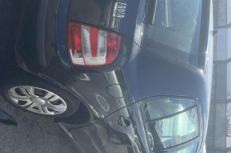 Serrure avant droit SKODA FABIA 1