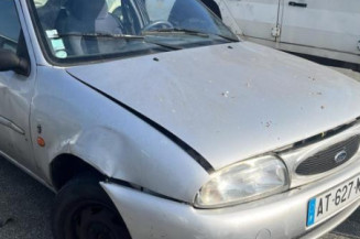 Serrure avant droit FORD FIESTA 4
