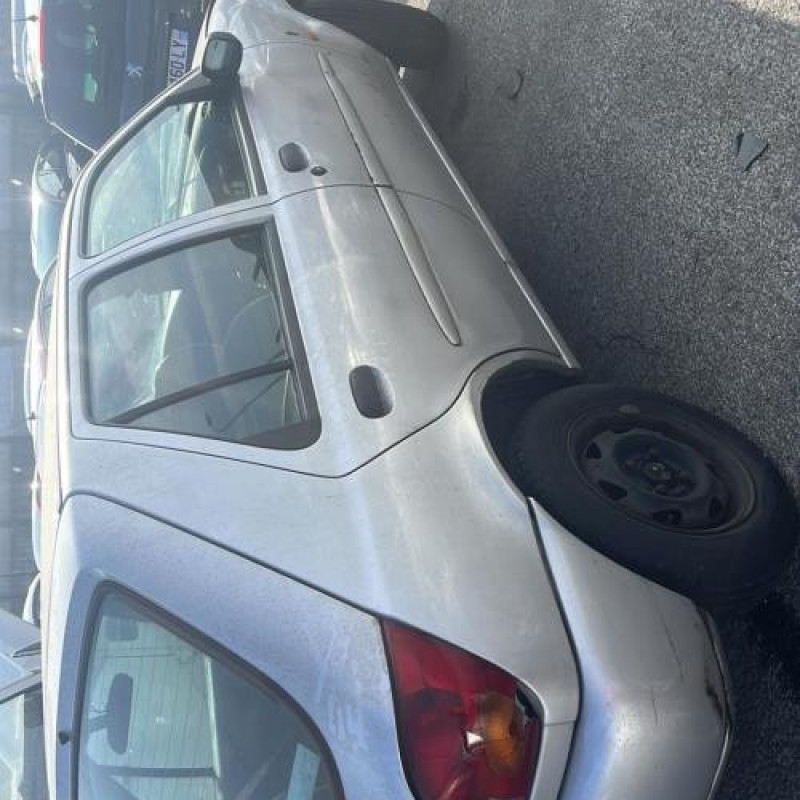 Serrure avant droit FORD FIESTA 4 Photo n°7