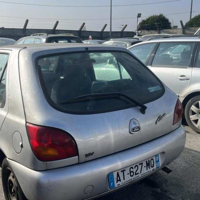 Serrure avant droit FORD FIESTA 4 Photo n°8