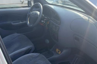 Serrure avant droit FORD FIESTA 4