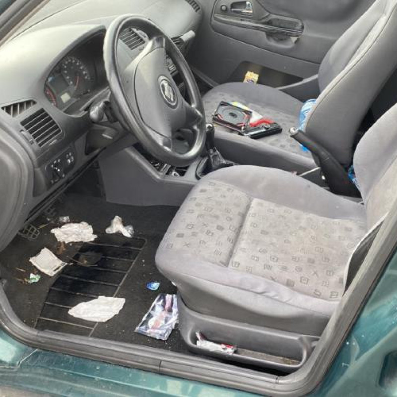 Serrure arriere gauche SEAT IBIZA 2 Photo n°17