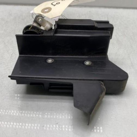 Serrure avant droit DACIA SANDERO 2
