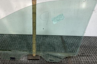 Vitre avant droit VOLKSWAGEN POLO 4