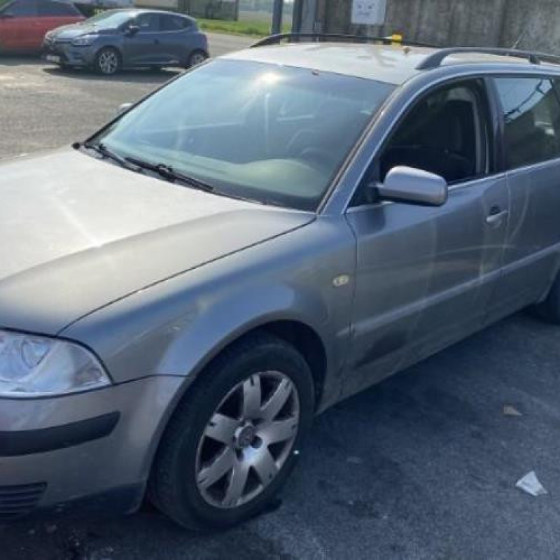 Serrure avant droit VOLKSWAGEN PASSAT 4 Photo n°9
