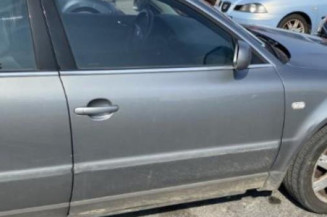 Serrure avant droit VOLKSWAGEN PASSAT 4