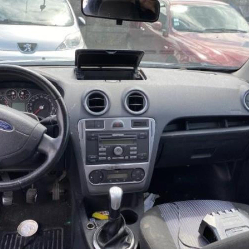 Vitre avant droit FORD FUSION Photo n°15