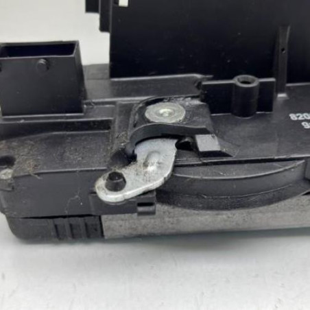 Serrure avant droit RENAULT TRAFIC 2