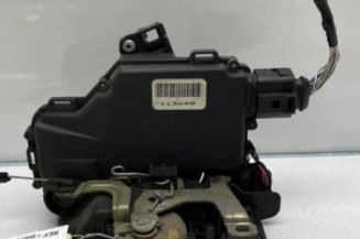 Serrure avant droit VOLKSWAGEN NEW BEETLE 1 Photo n°1