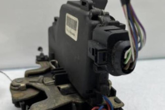 Serrure avant droit VOLKSWAGEN NEW BEETLE 1