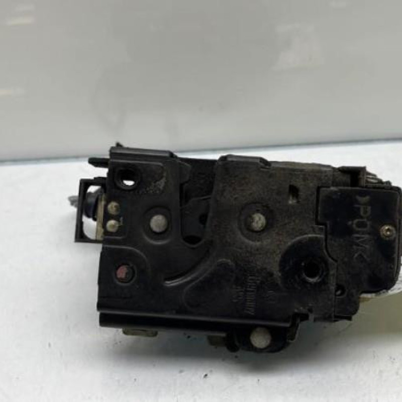 Serrure avant droit VOLKSWAGEN NEW BEETLE 1 Photo n°7