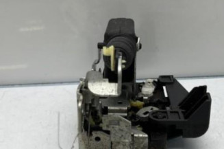Serrure avant droit DACIA SANDERO 1