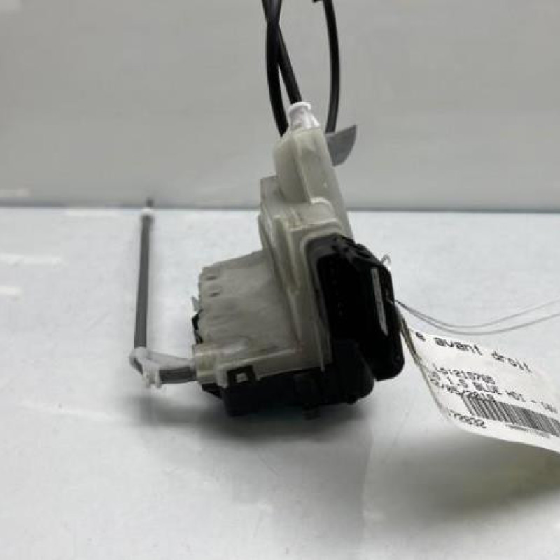 Serrure avant droit CITROEN C4 CACTUS Photo n°5