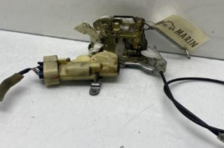 Serrure avant droit TOYOTA YARIS 1