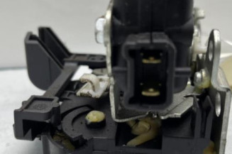 Serrure avant droit DACIA DUSTER 1