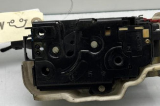 Serrure avant droit VOLKSWAGEN GOLF 5