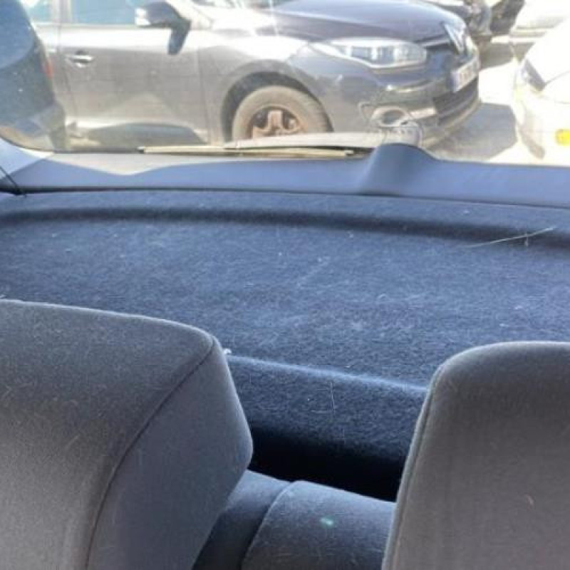 Serrure avant droit VOLKSWAGEN GOLF 5 Photo n°17