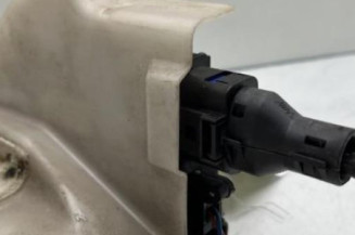 Serrure avant droit VOLKSWAGEN GOLF 5