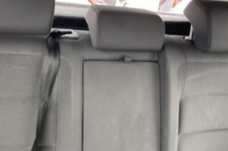 Serrure avant droit VOLKSWAGEN GOLF 5