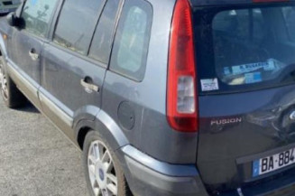 Vitre avant droit FORD FUSION